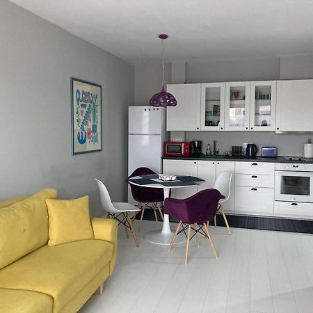 Apartamentul Max, Practic Si Confortabil Oradea Buitenkant foto